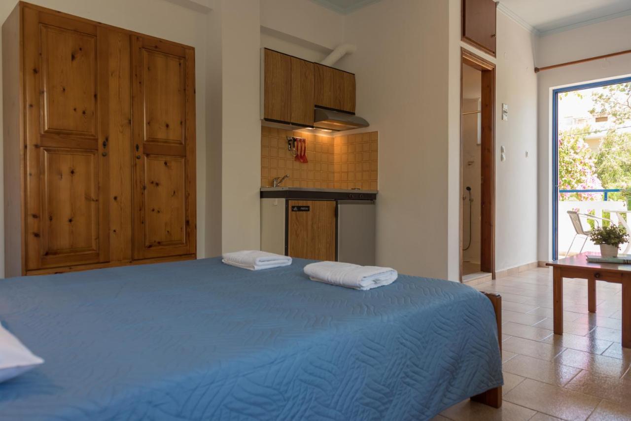 Anthea Apartments Палеохора Экстерьер фото