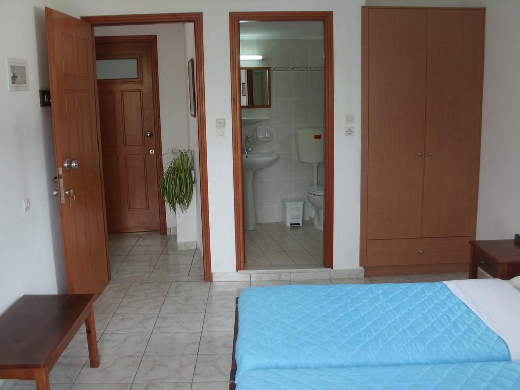 Anthea Apartments Палеохора Экстерьер фото